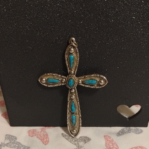 Source Unknown Jewelry - Silver & Turquoise Stone Cross Pendant ✝️✨